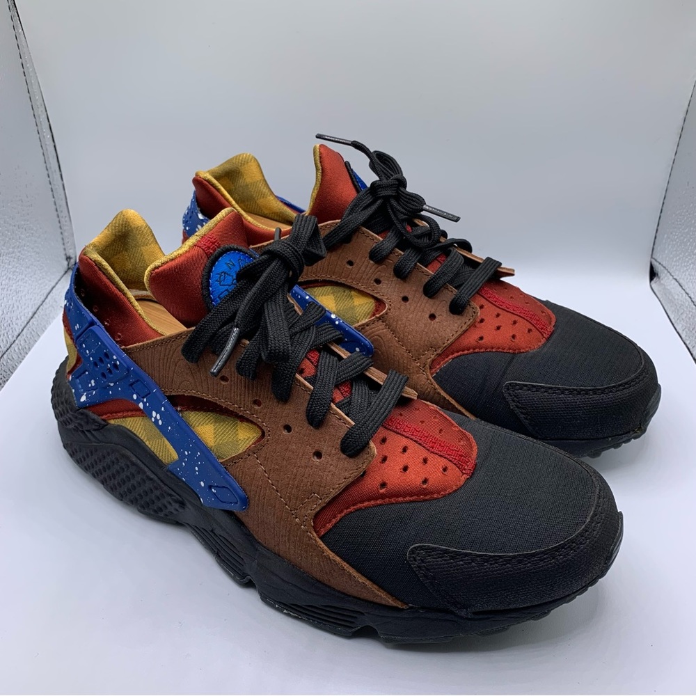 Nike Air Huarcahe sneakers Sz 8.5